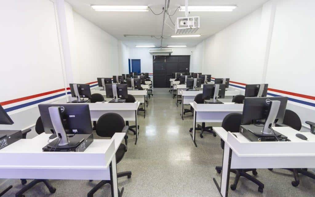 Laboratório de Informática Polo Unopar - Salvador/BA 