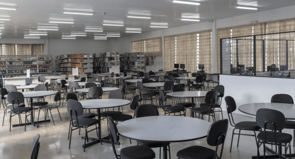 Biblioteca e Sala de Estudos - Unopar Arapongas
